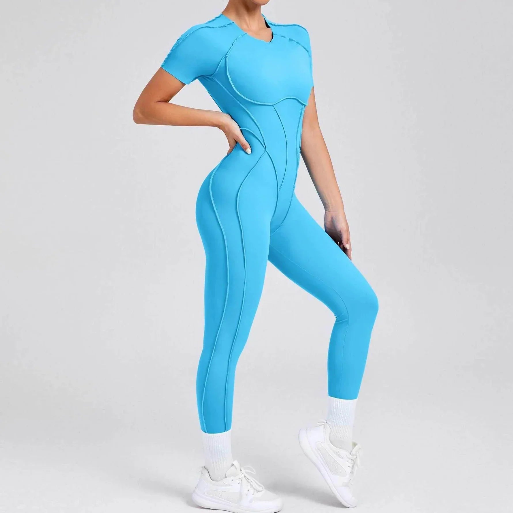 Sportig jumpsuit med korta ärmar