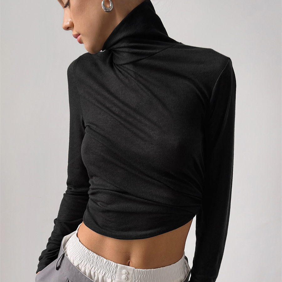 Långärmad svart topp med polokrage