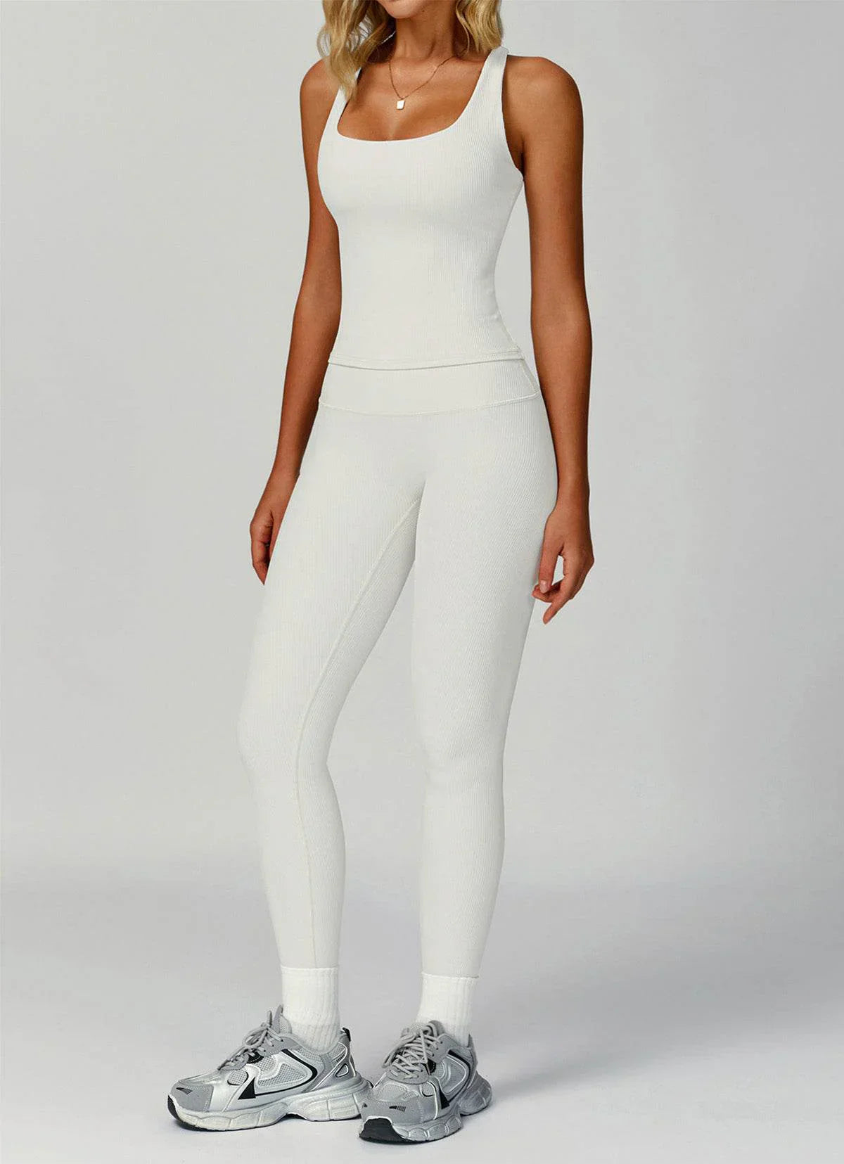 Sportigt set – topp och leggings