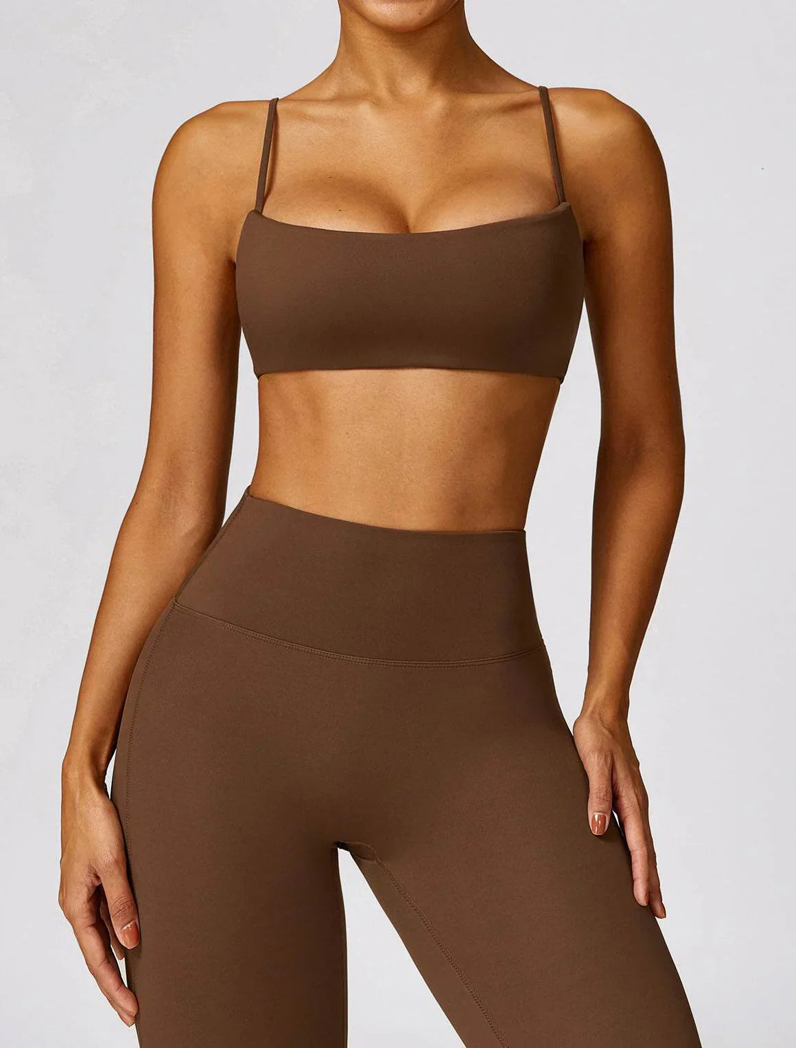 Minimalistisk bralette-topp