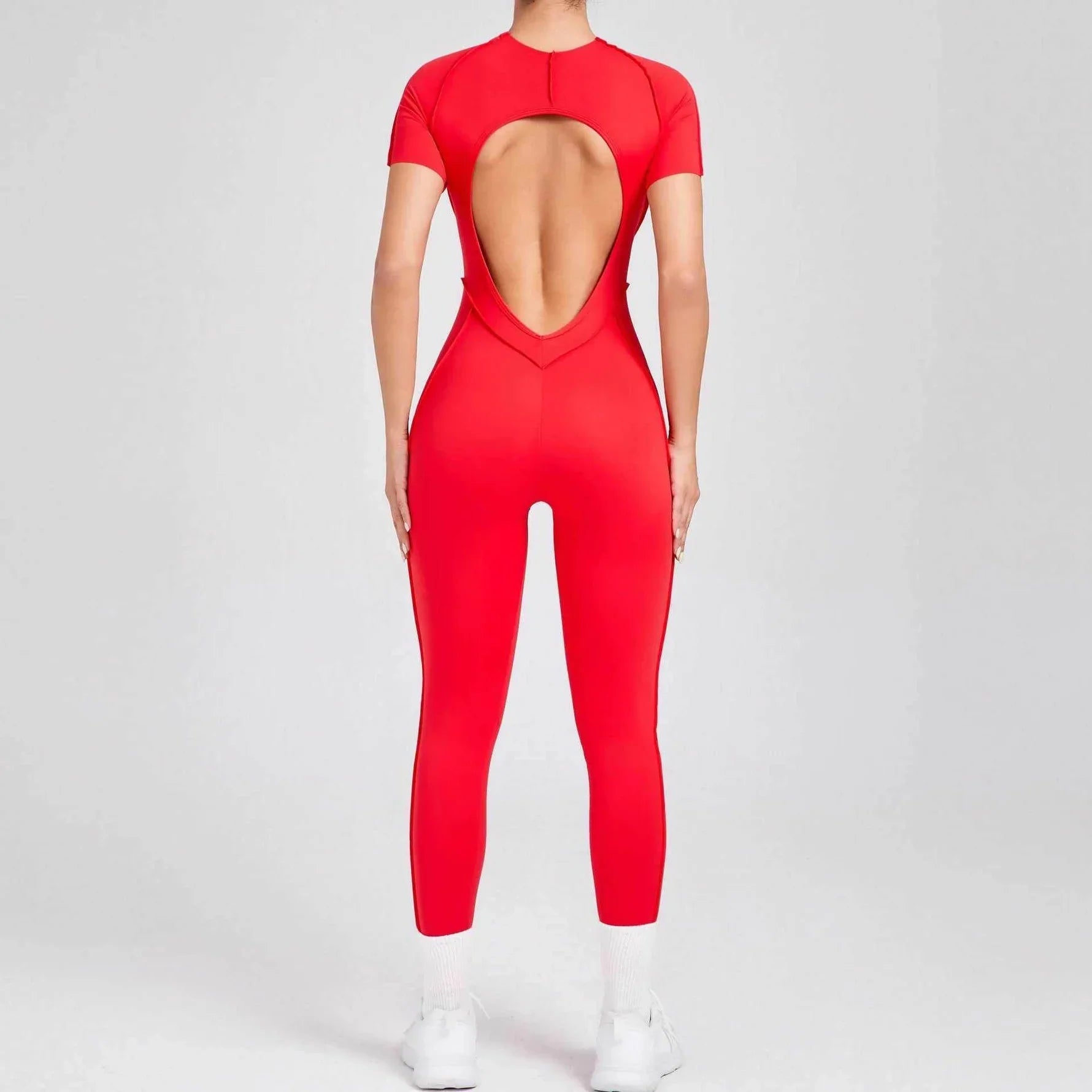 Sportig jumpsuit med korta ärmar