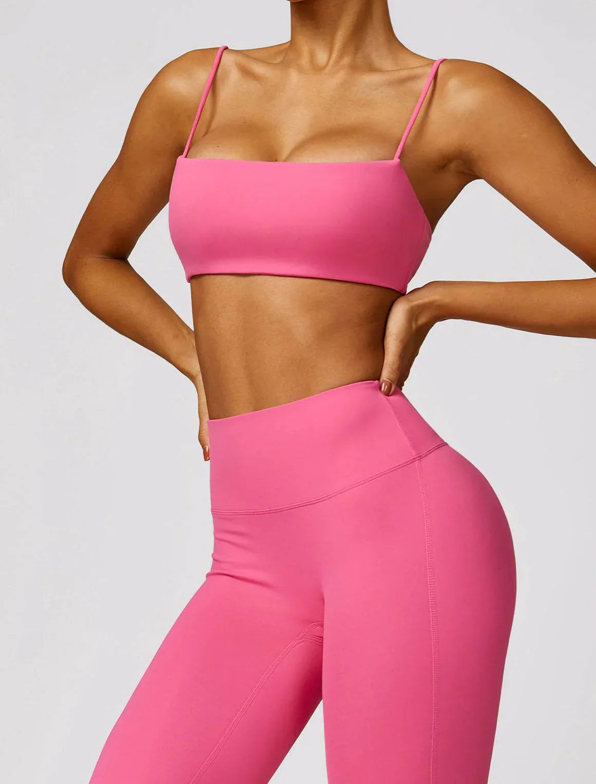 Minimalistisk bralette-topp