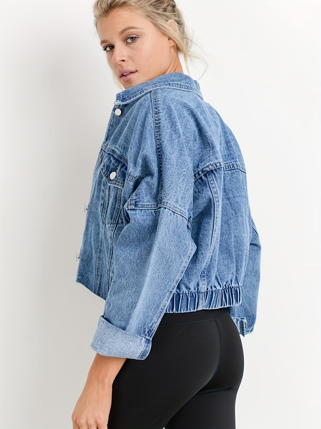 Blå jeansjackor med slag