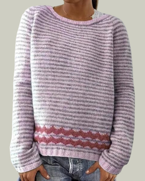 Randig stickad tröja med mönstrad nederkant