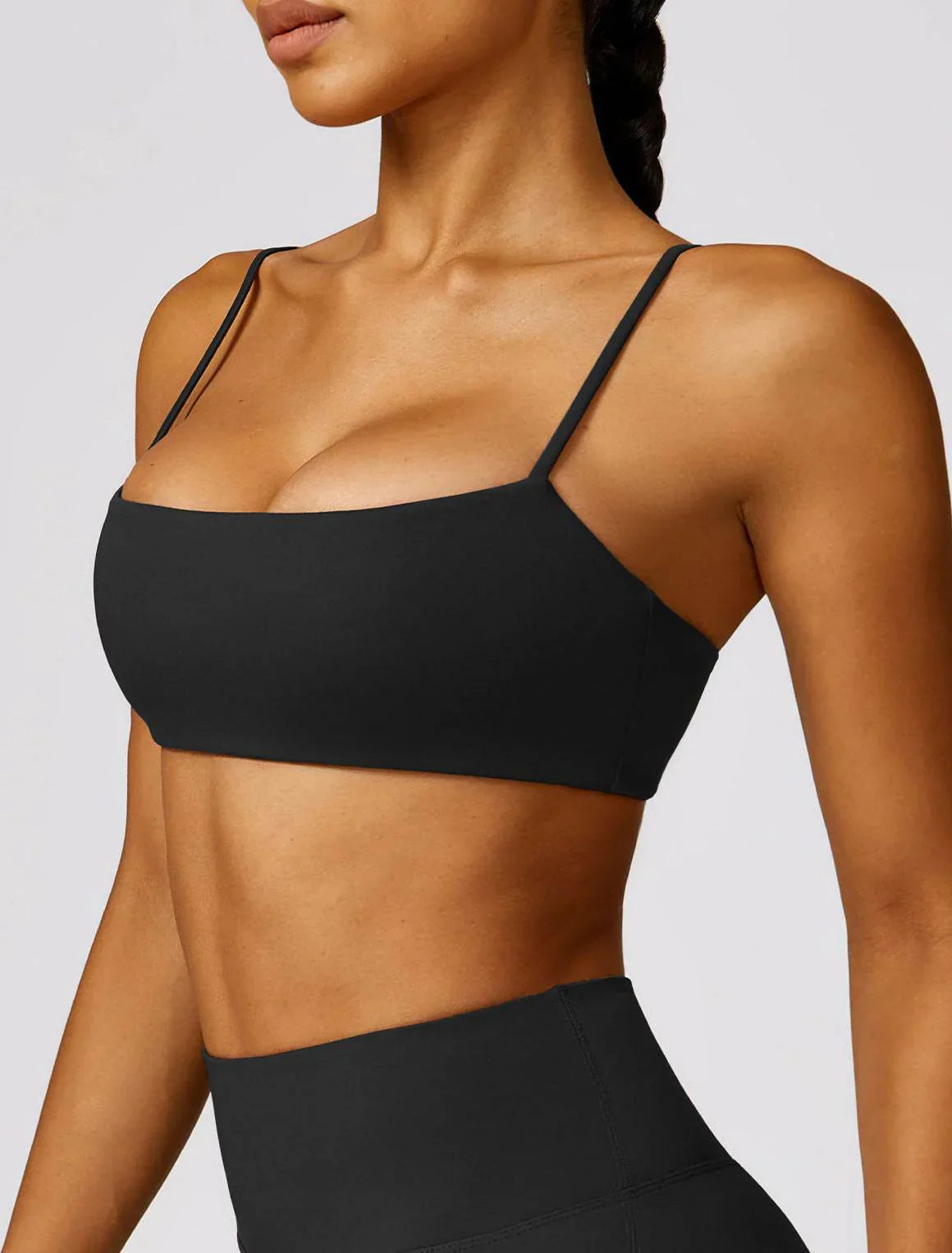 Minimalistisk bralette-topp
