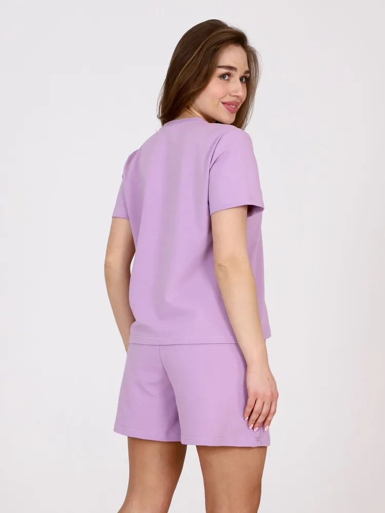 Avslappnad T-shirt och shorts-set