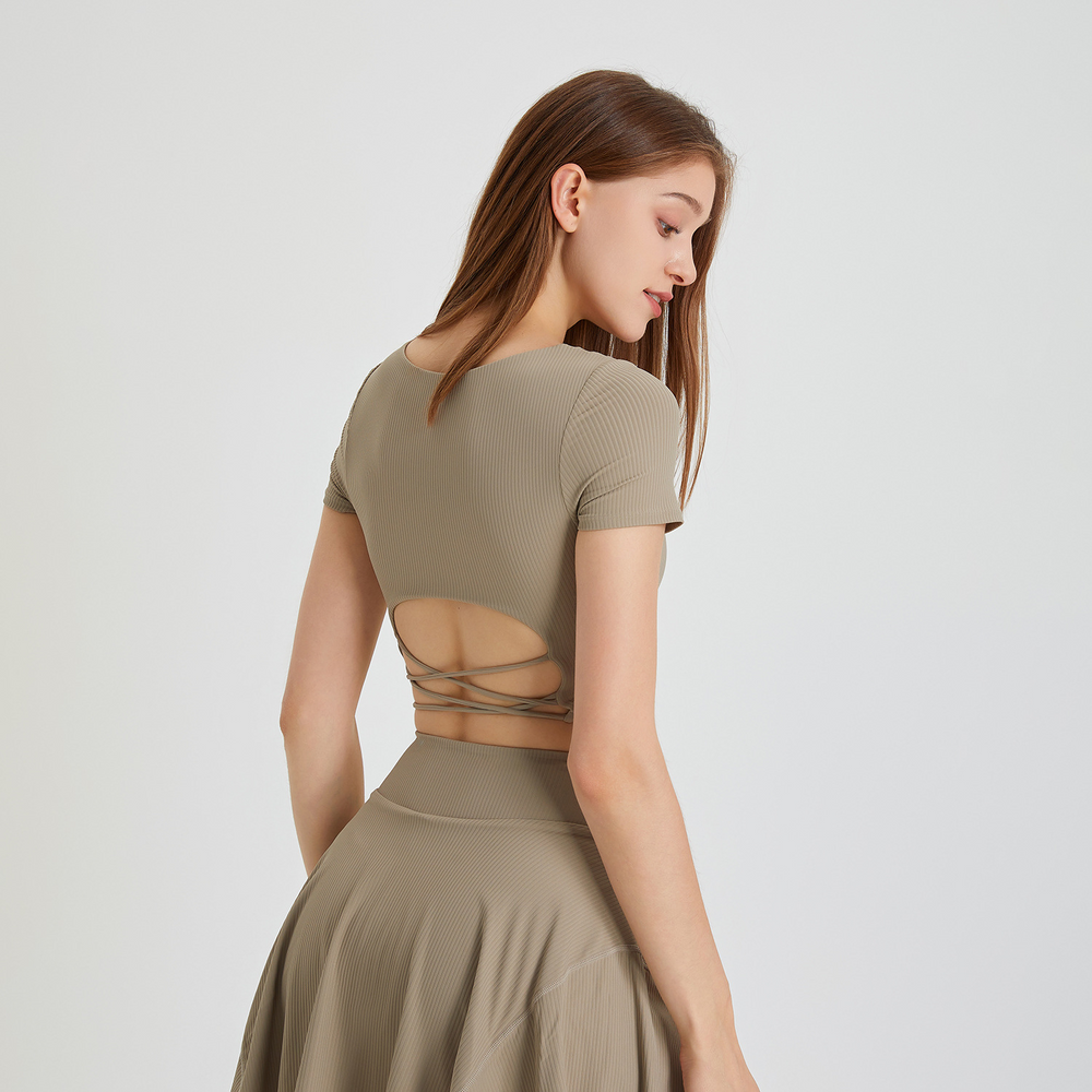 Ribbad cropped topp med fyrkantig ringning