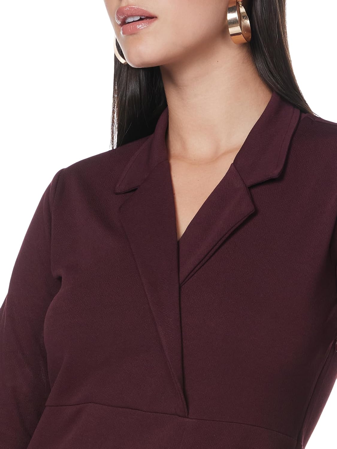 Vinröd maxiklänning med krage och slits