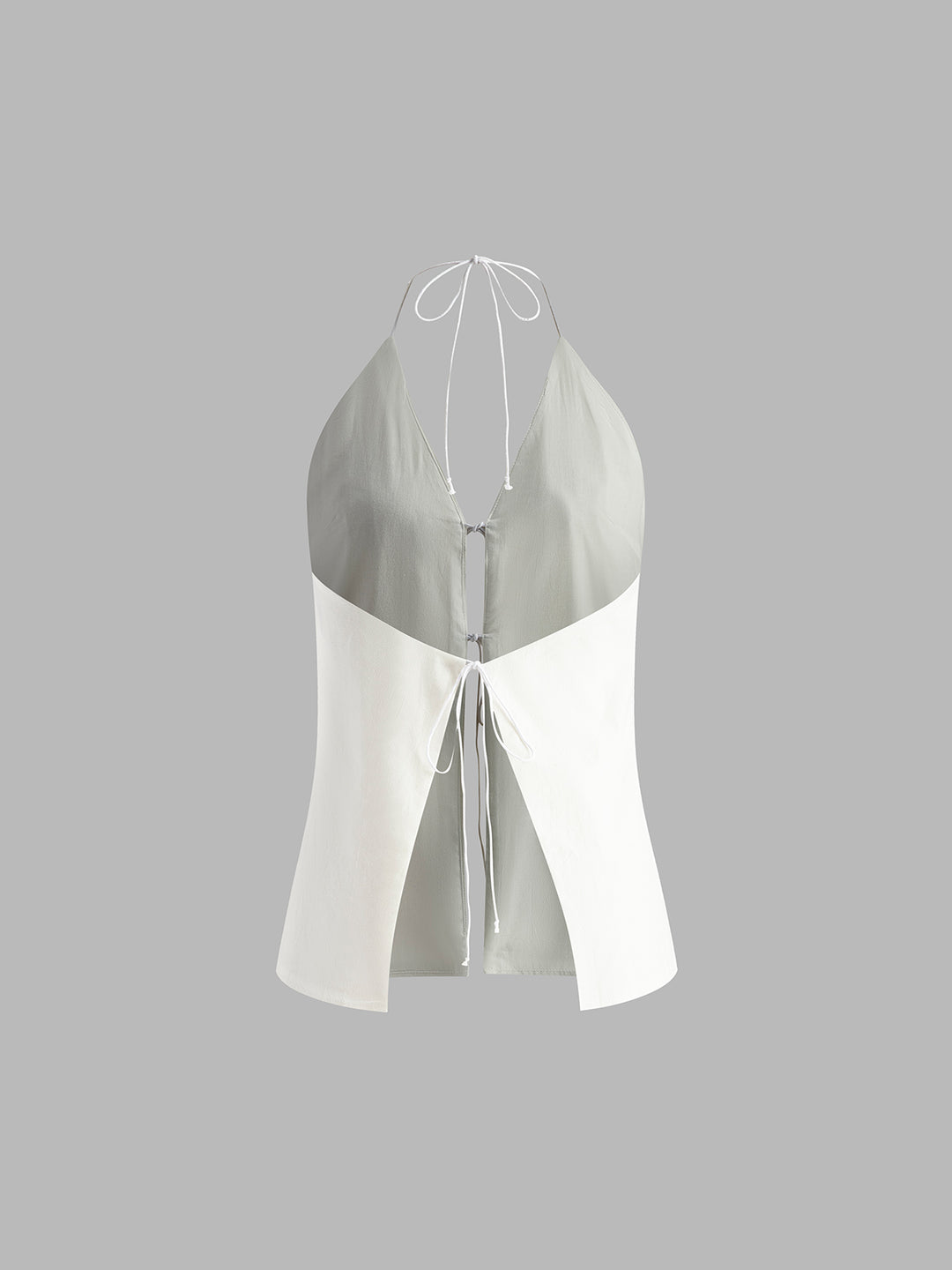 Halterneckset med topp och shorts