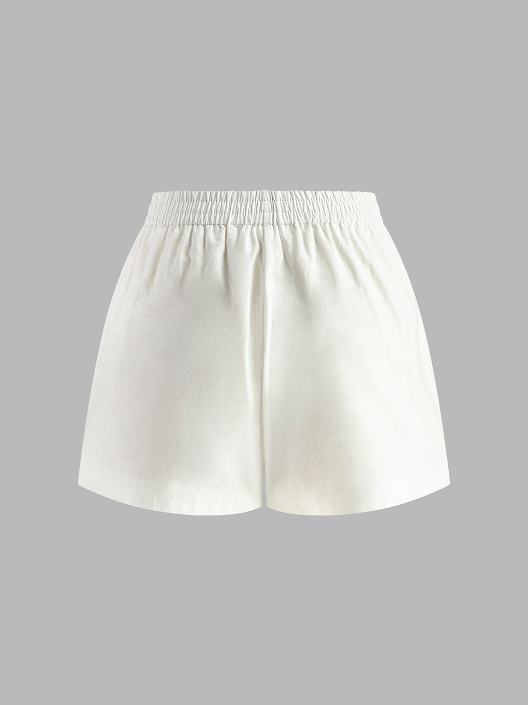 Halterneckset med topp och shorts
