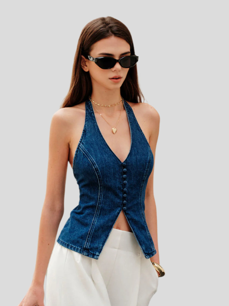 Knappad haltertopp med figurnära passform