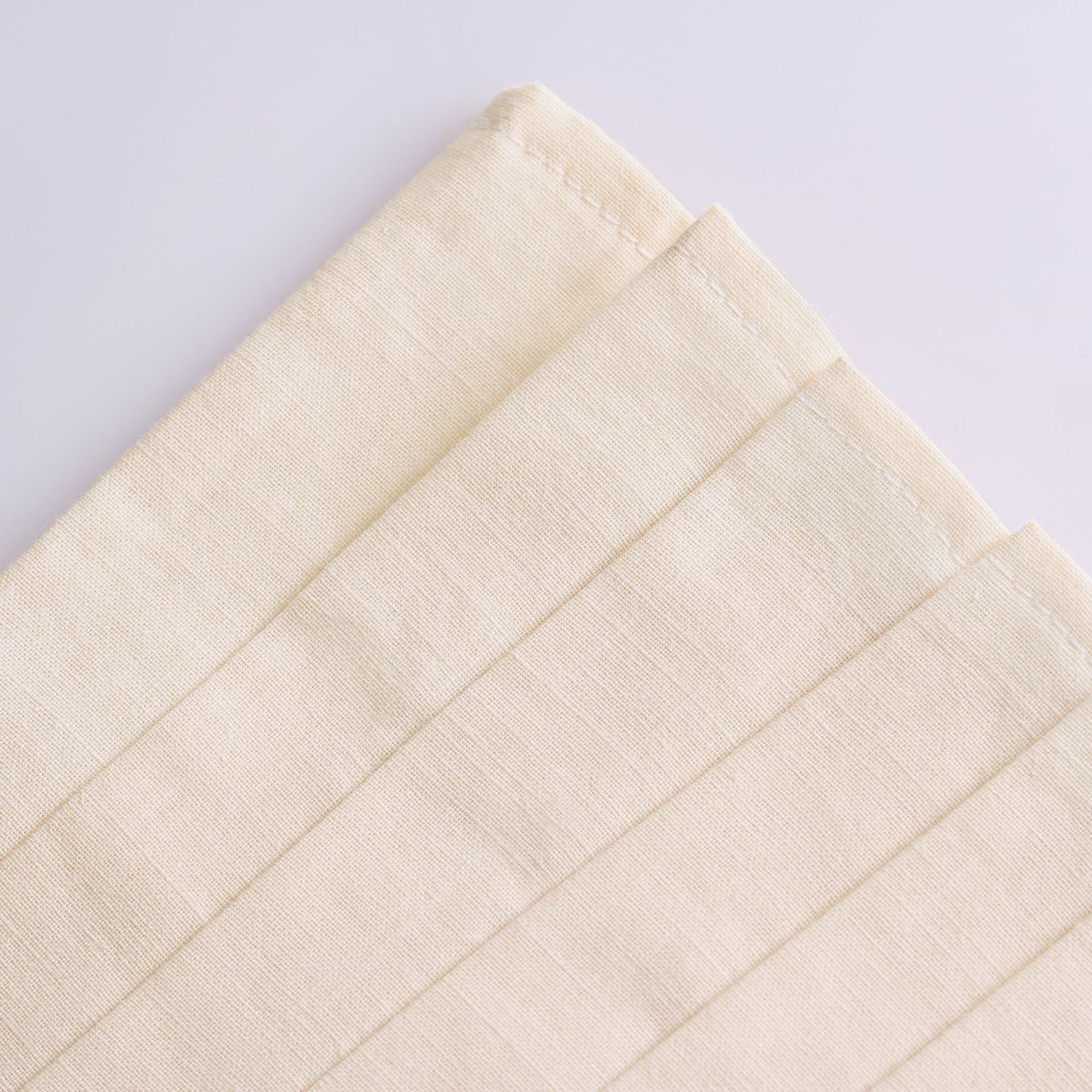 Subtil väst i bomull med snörning