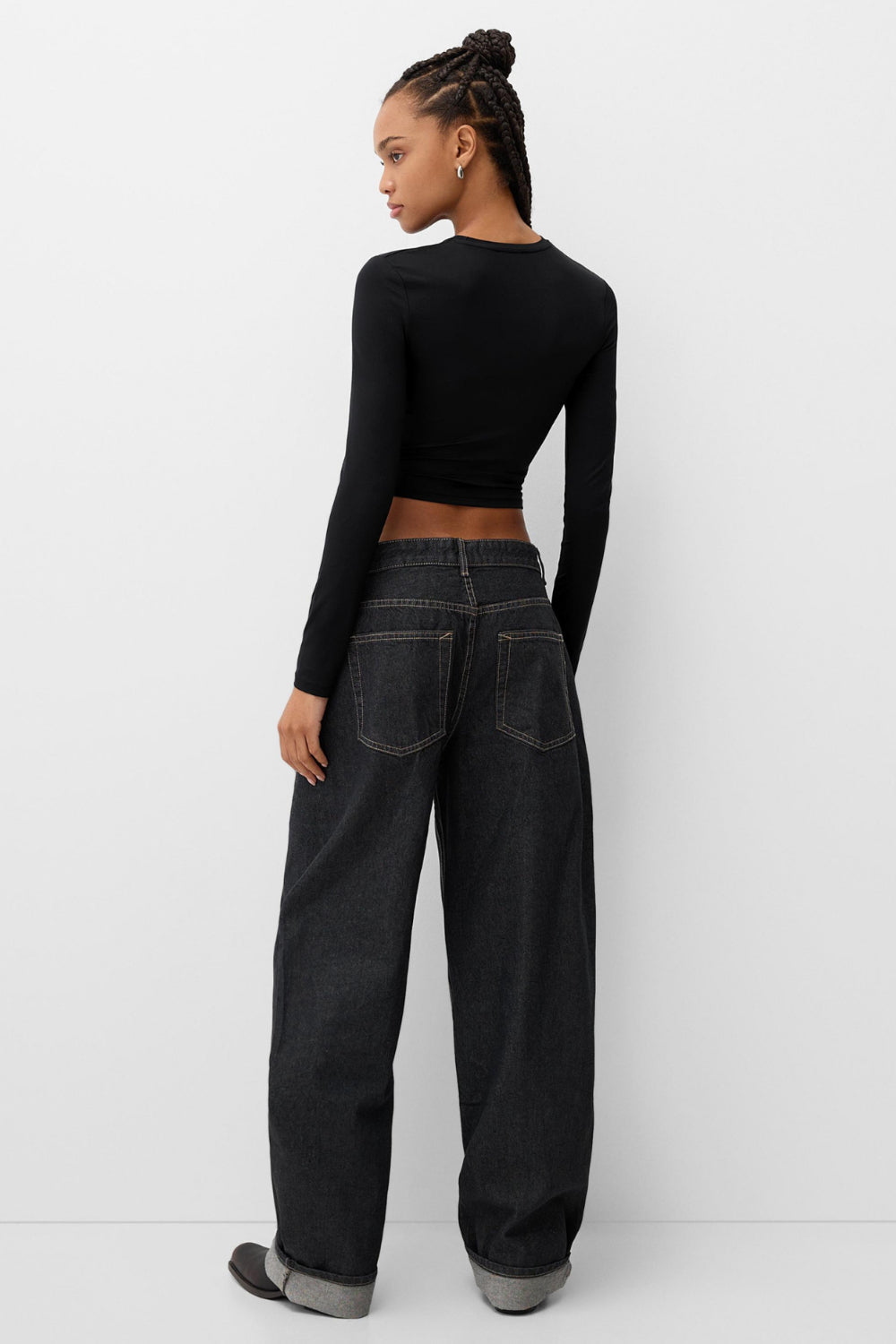 ESSENCE RUNDHALSAD TOPP