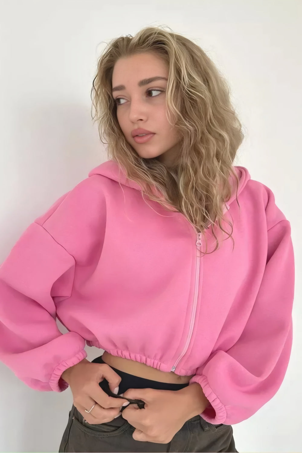 KORT Y2K-JACKA MED HUVA