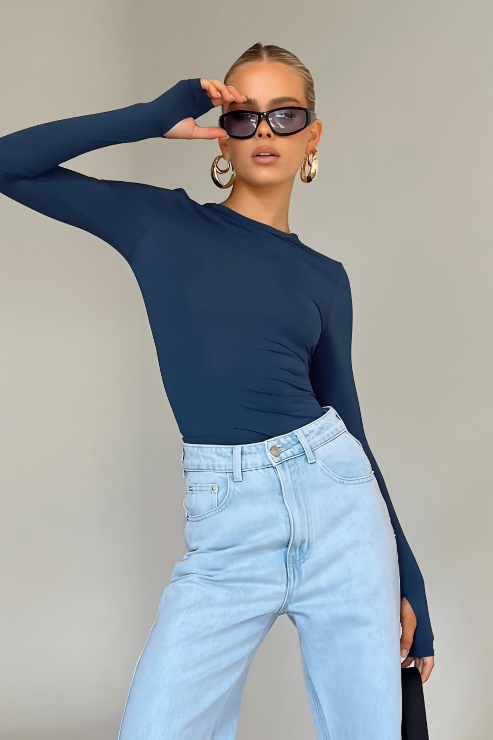 ESSENCE RUNDHALSAD TOPP