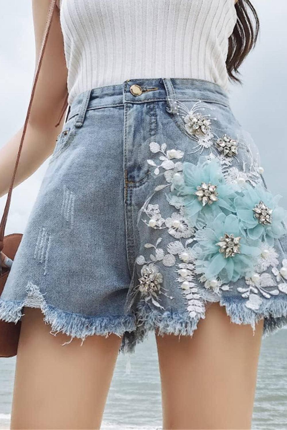 BRODERADE JEANSSHORTS