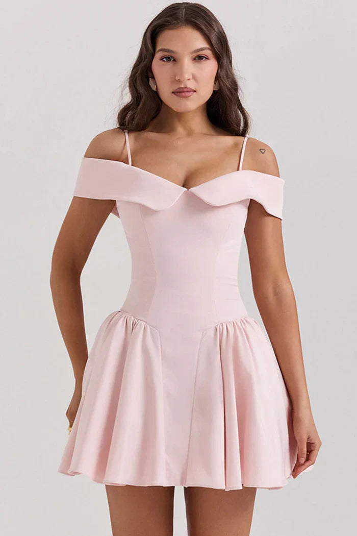 Ljusrosa off-shoulder miniklänning