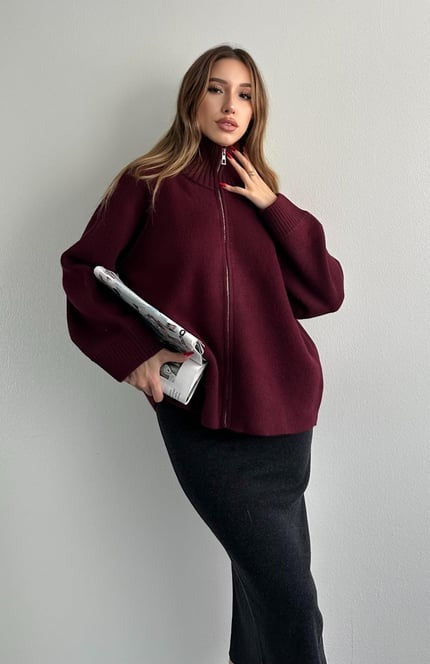 Oversize zipkofta med hög krage