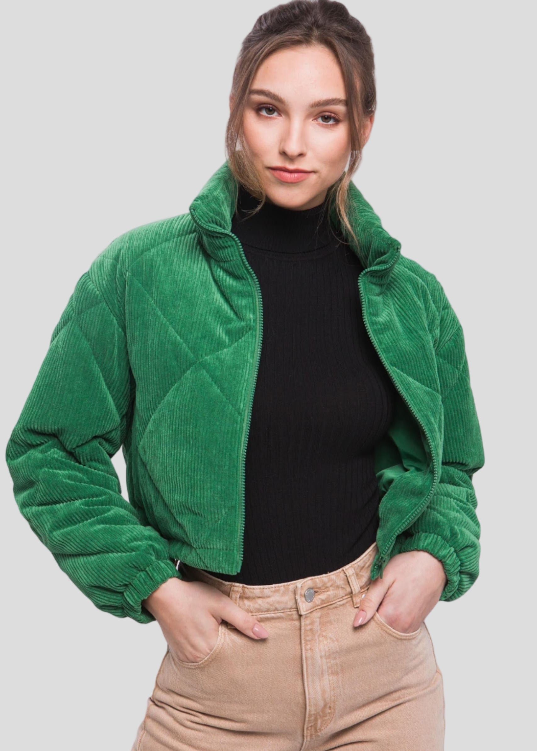 Vadderad manchesterjacka med hög krage