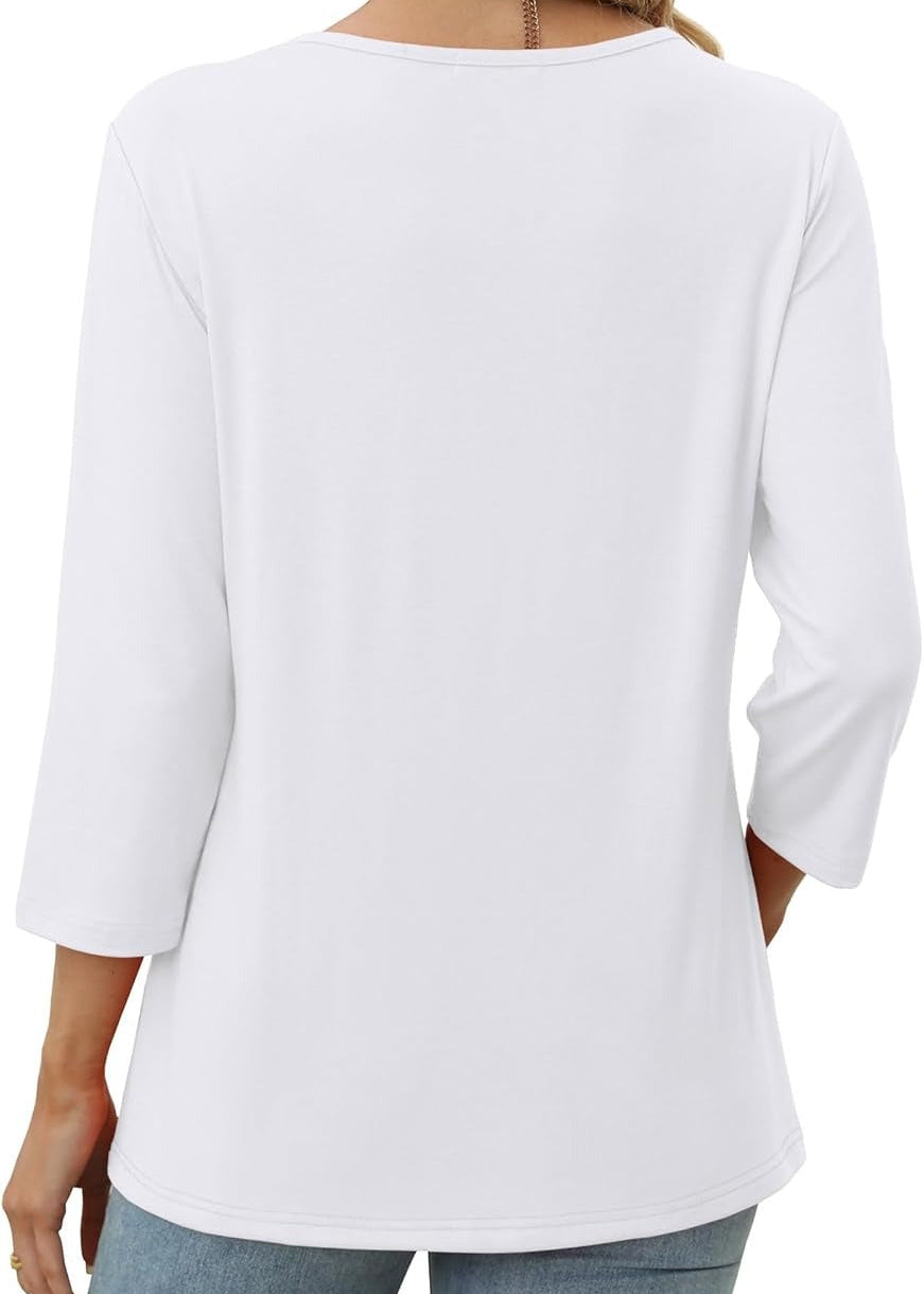 V-ringad topp med rynkad front och dekorativa knappar