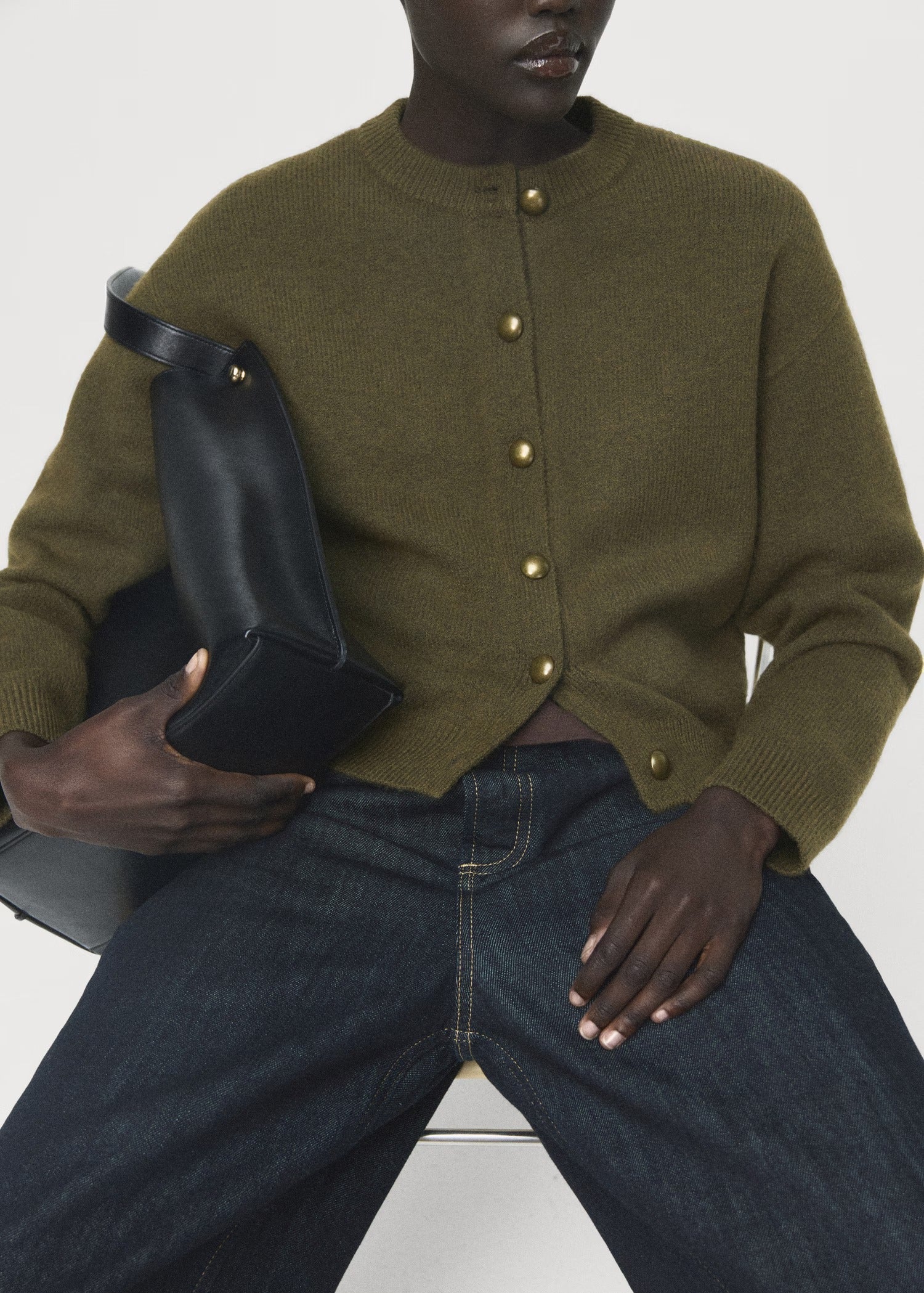 imgi 169 17096345 37 D6