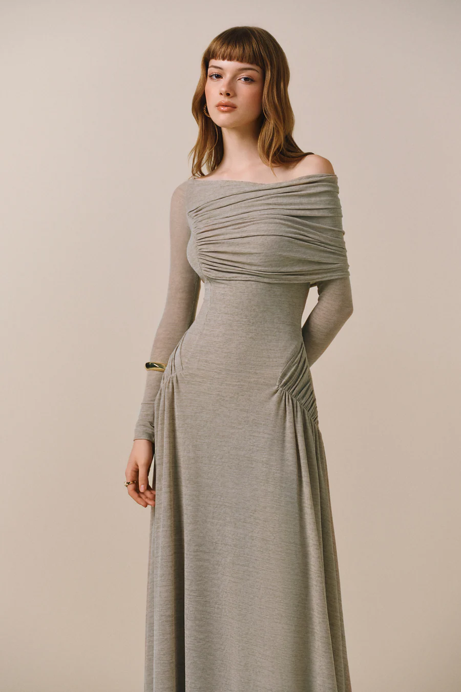 Off-shoulder Drapé maxiklänning