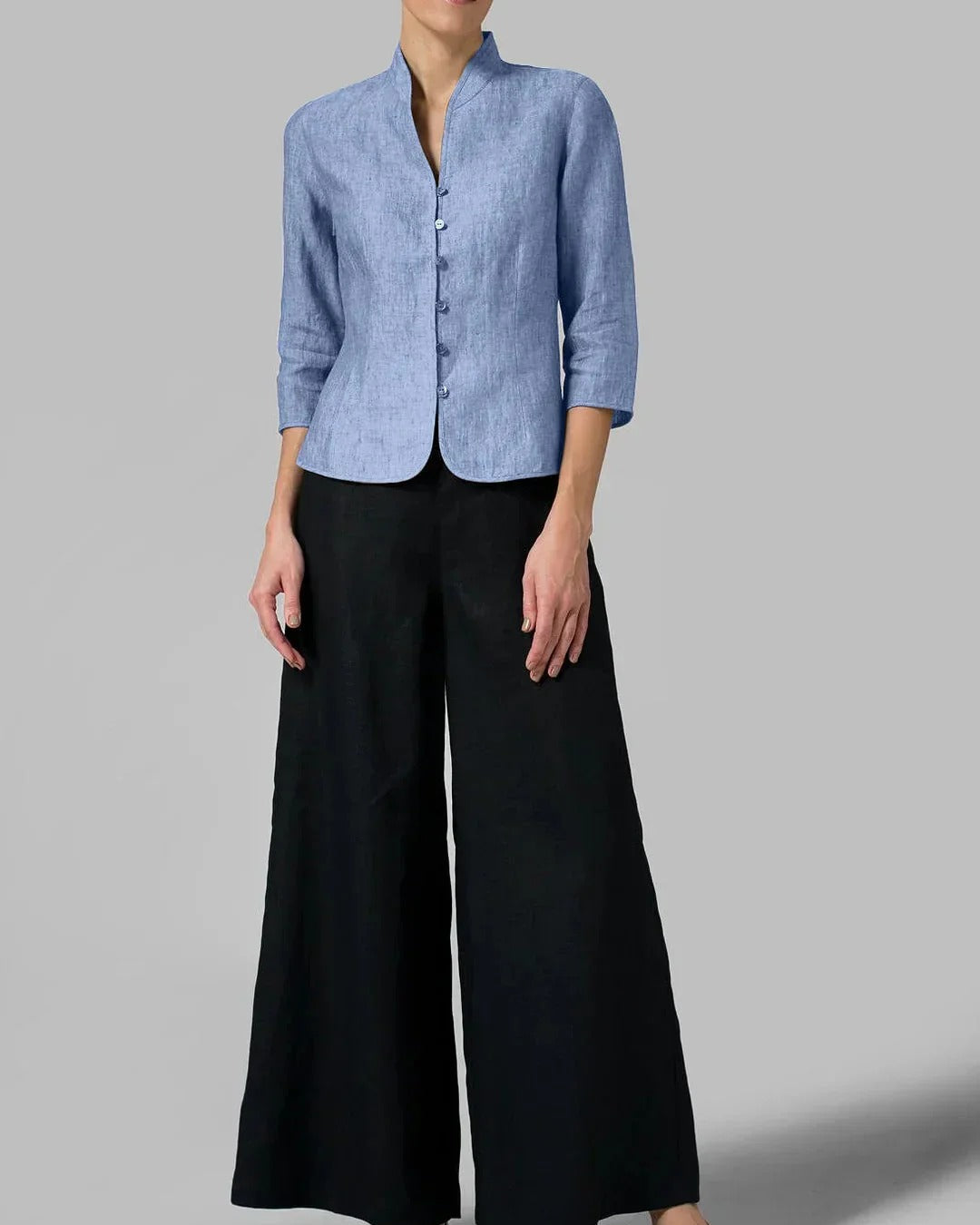 Skräddad kavaj med ståkrage och 3/4-ärmar