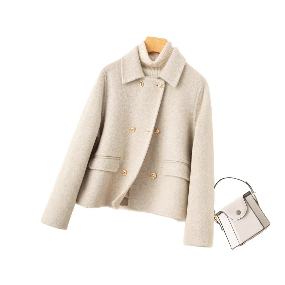 Kort dubbelknäppt jacka