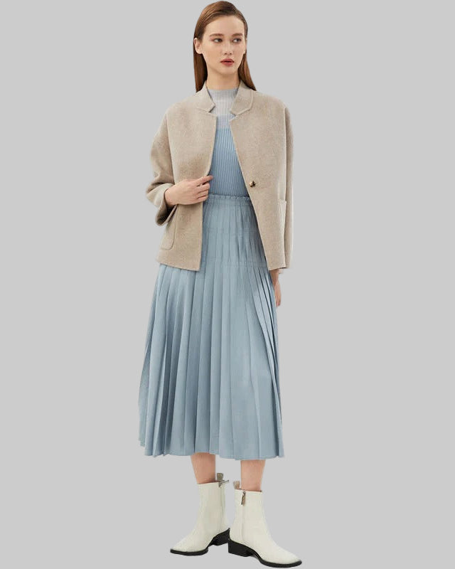 Boxig kort jacka med enkel knäppning