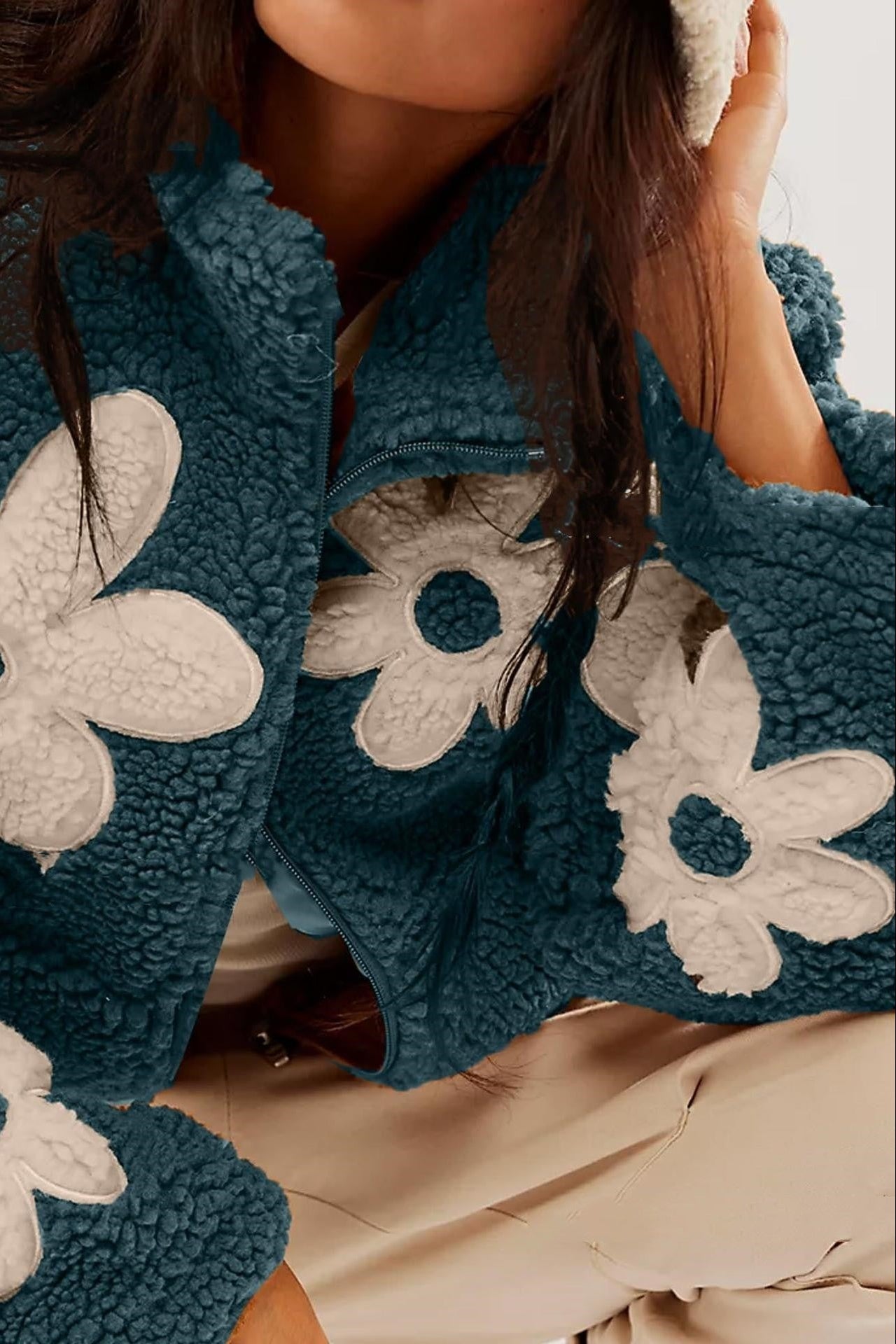 Blommig zip-jacka med ståkrage