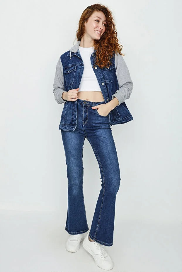 Hoodiejacka med kontrastärmar