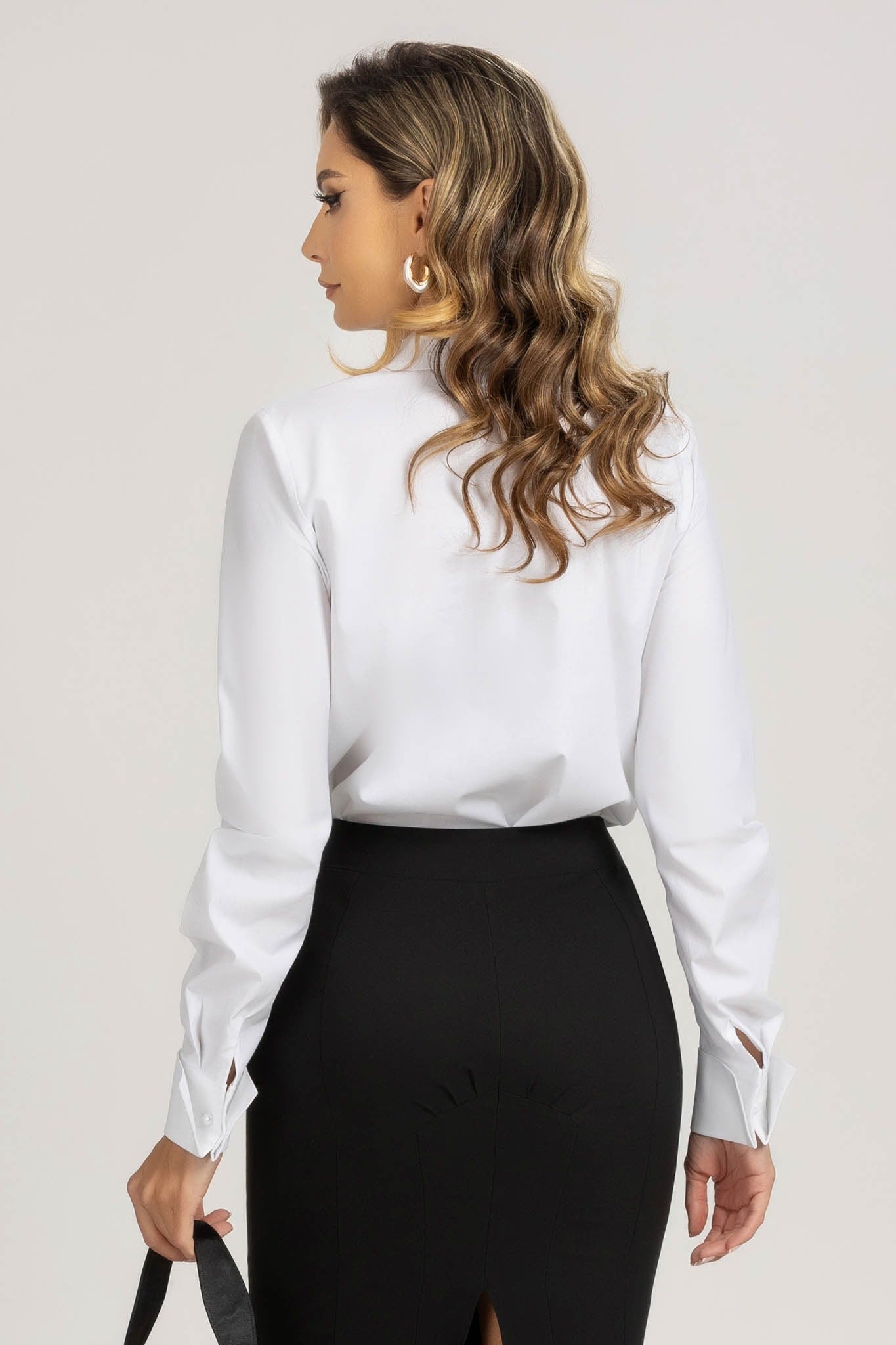 Vit klassisk skjorta