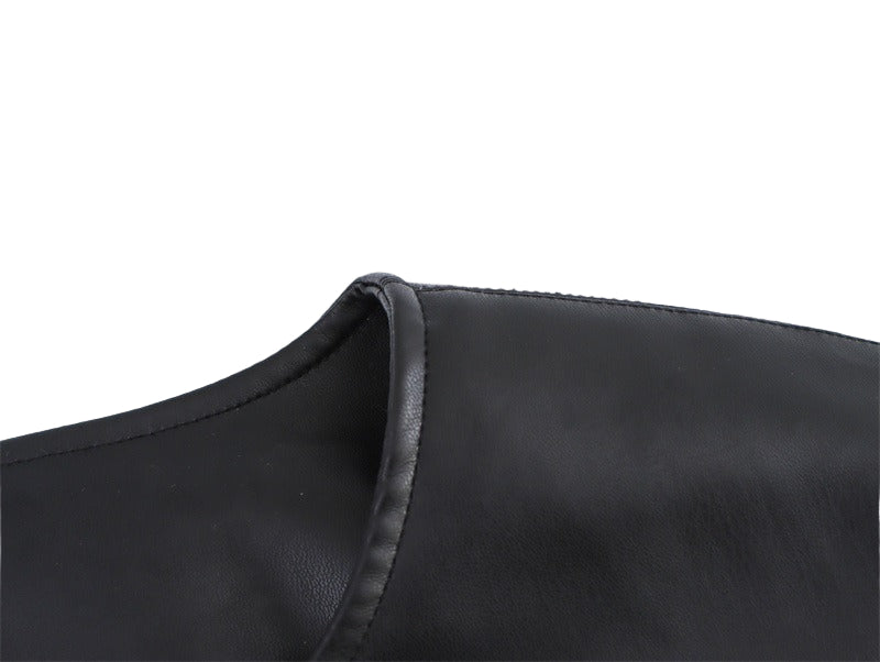 Svart kort jacka med knappar