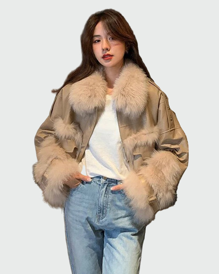 Jacka med plyschkant