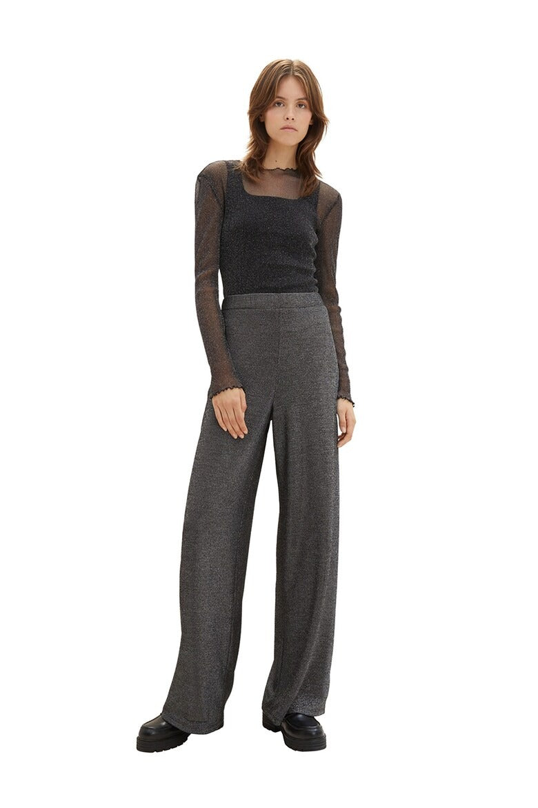 Svart glittrig topp med transparenta ärmar