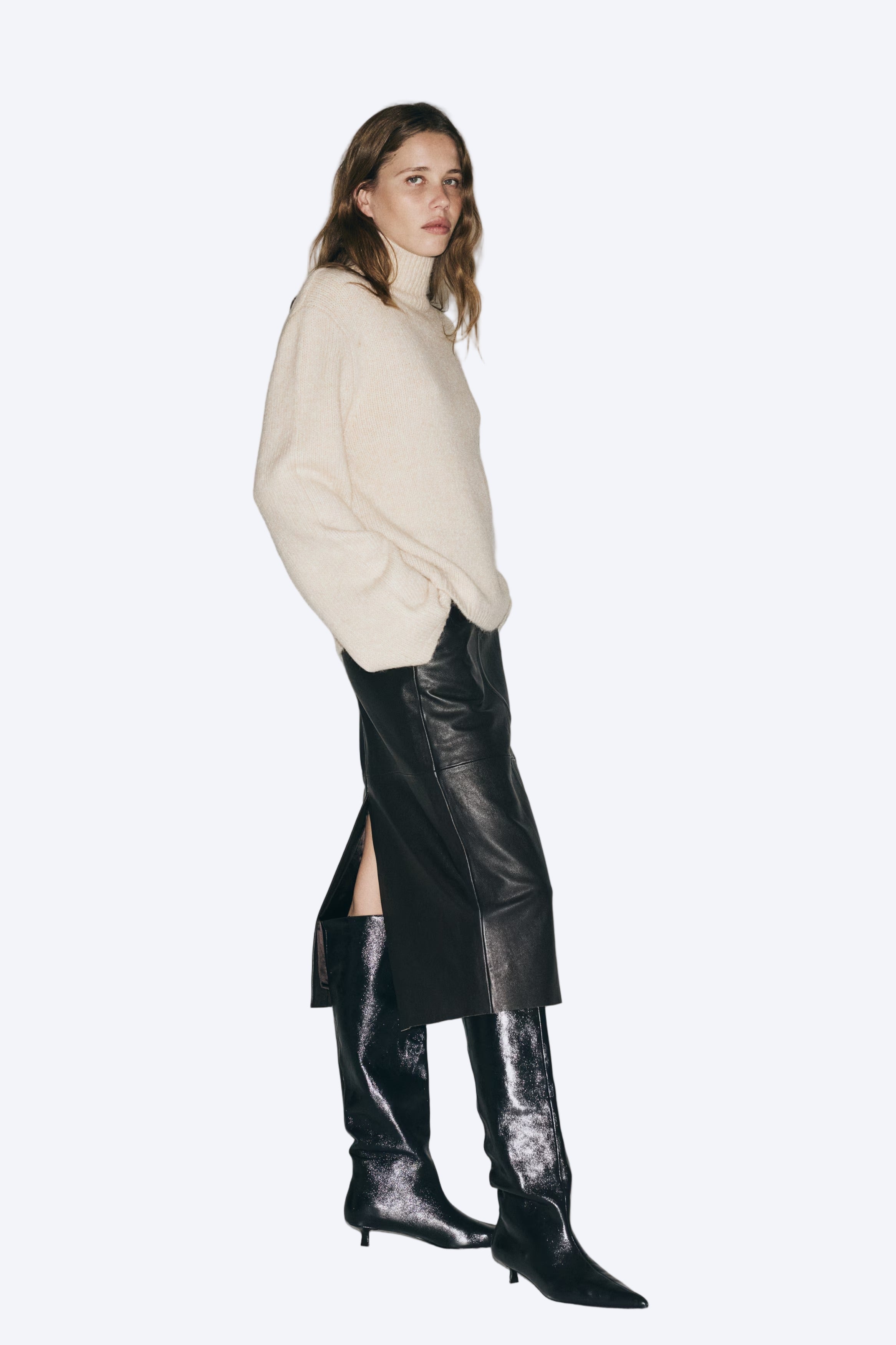 STICKAD TRÖJA MED HÖG KRAGE