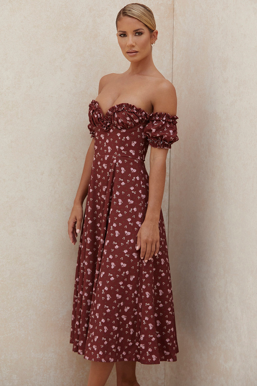 Blommig axelbandslös lång sundress