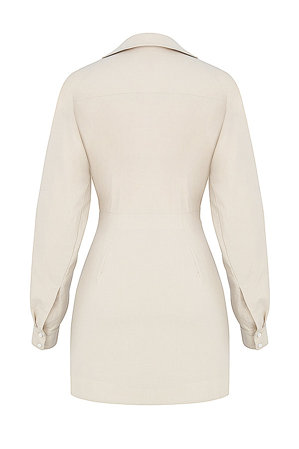 Beige skjortklänning med utskuren midja