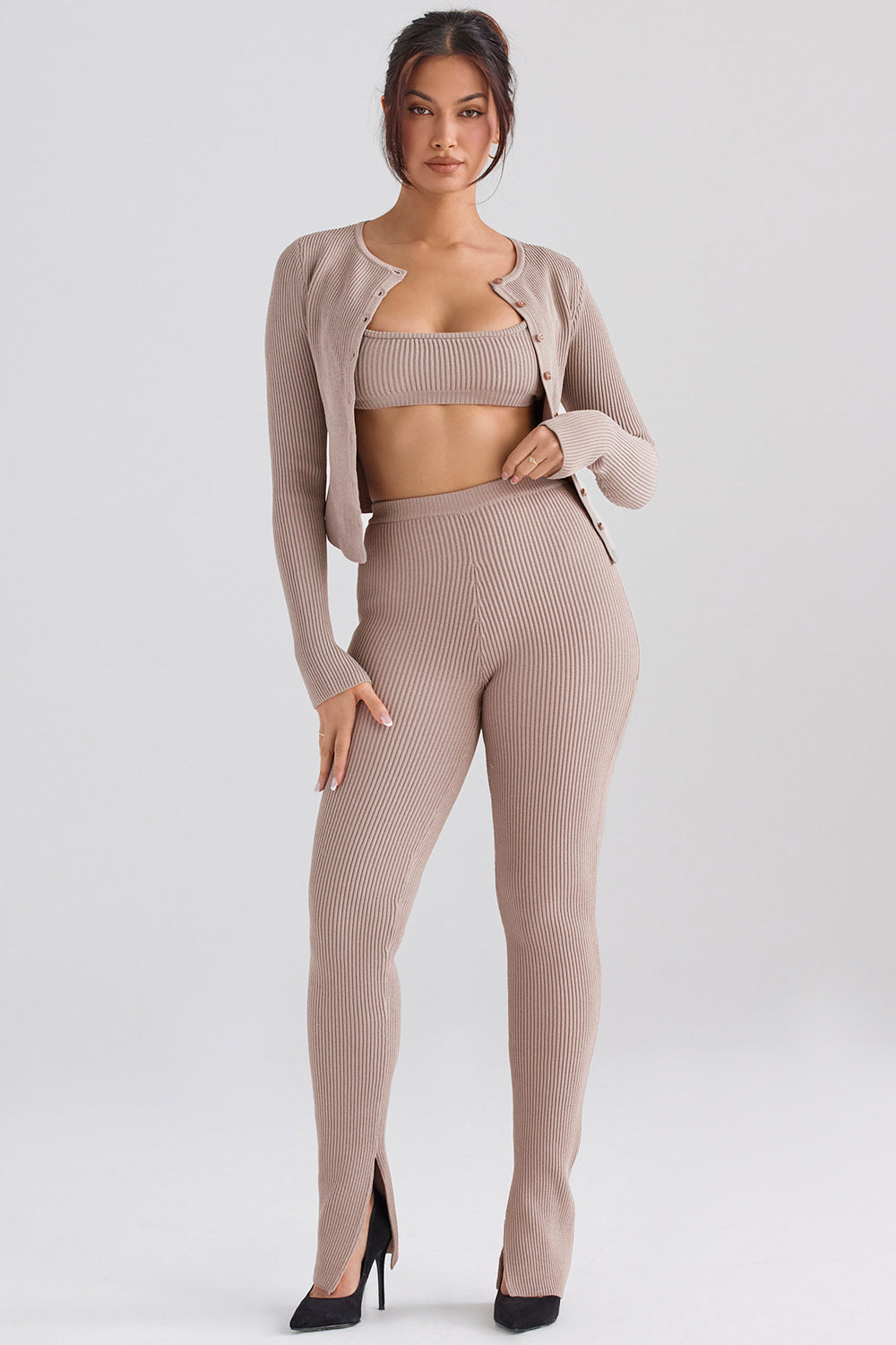 Knitted blouse with narrow pants