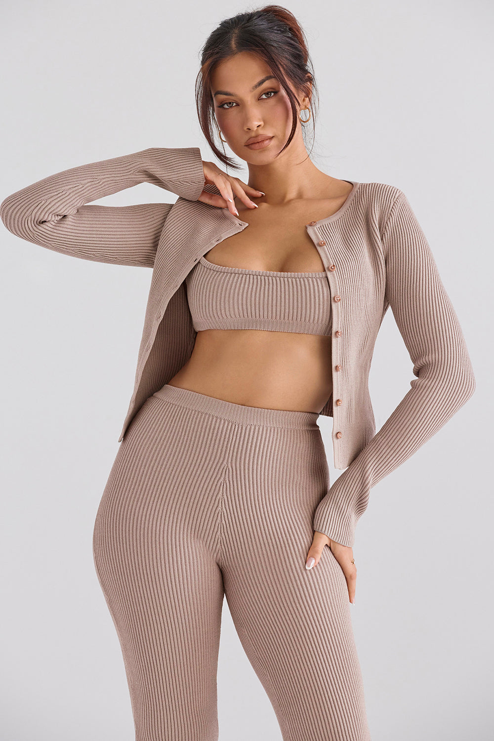 Knitted blouse with narrow pants