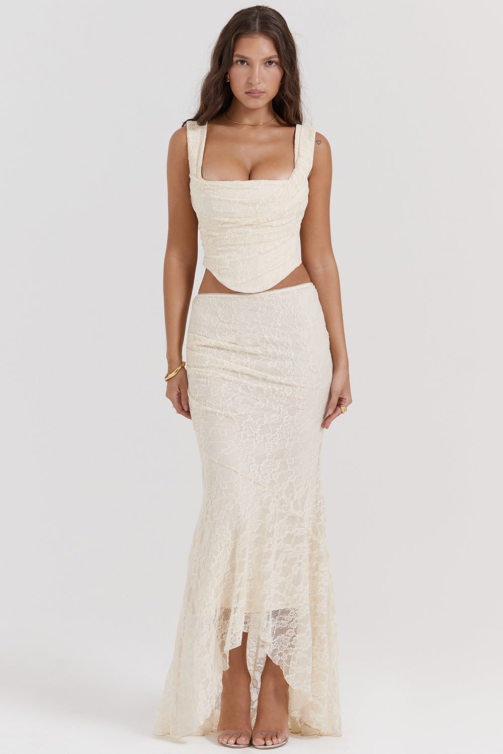 Elegant set med korsett och kjol i textur