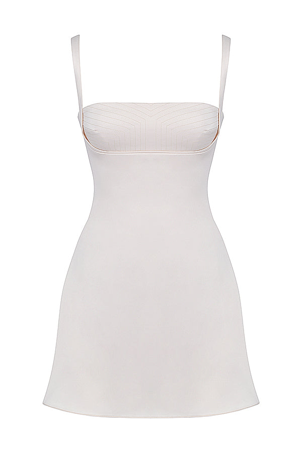 Krämfärgad miniklänning