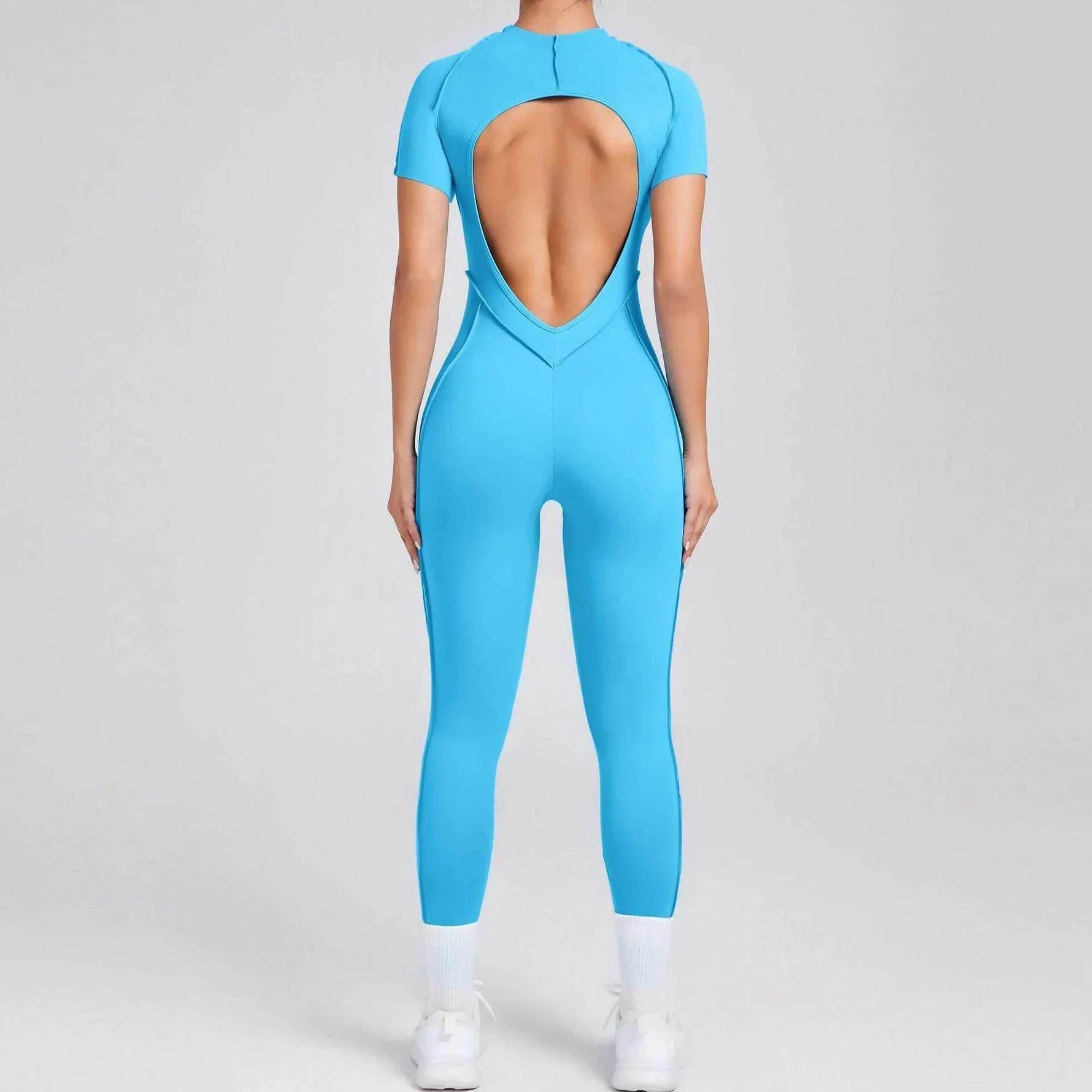 Sportig jumpsuit med korta ärmar