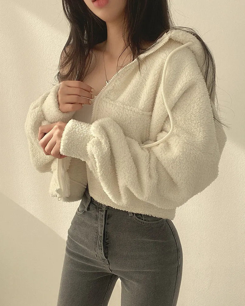 Teddy-huvtröja med dragkedja, cropped passform