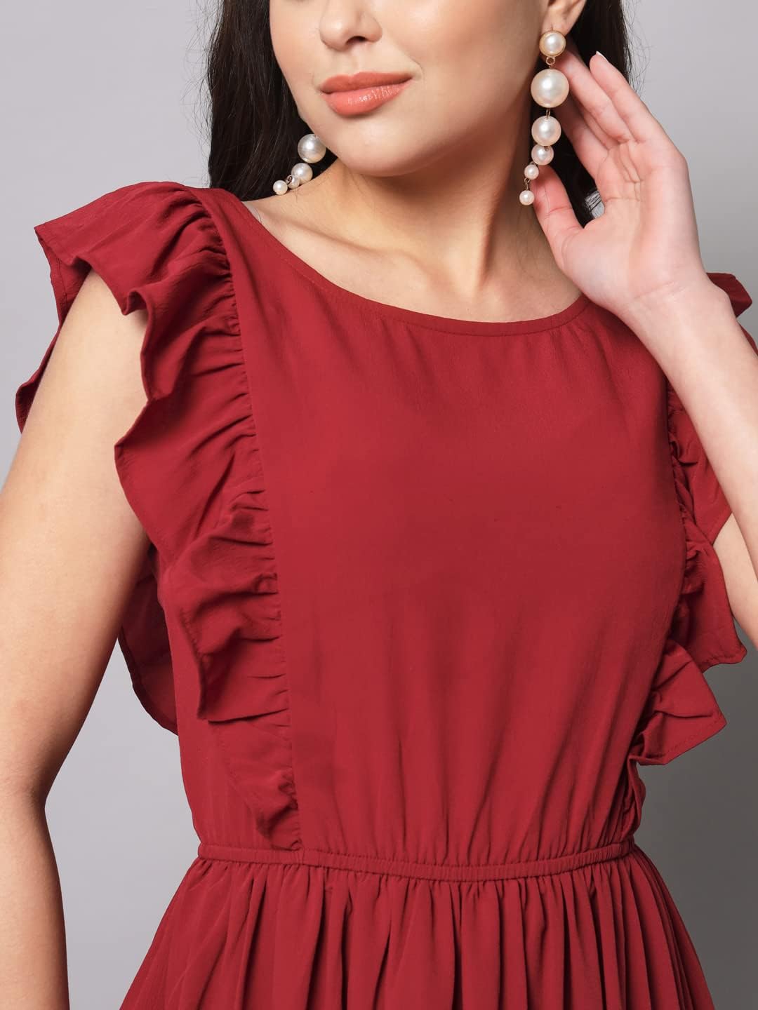 Röd maxiklänning med volangärmar