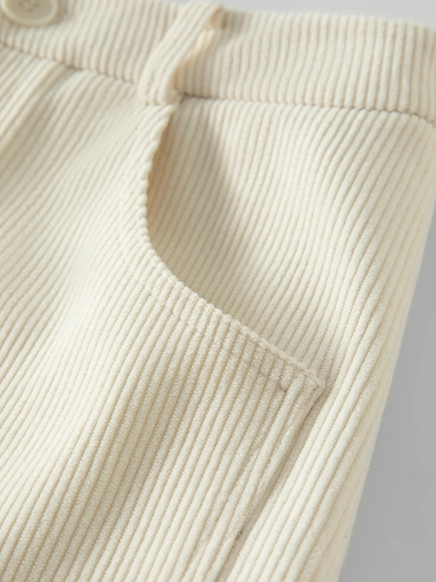 S6e9797ee339f43b98a6c215f3b254f47H