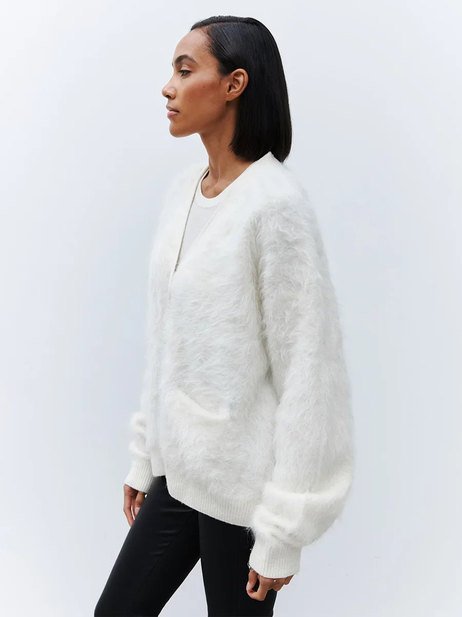 S741690672649421f92784dd24793d776C