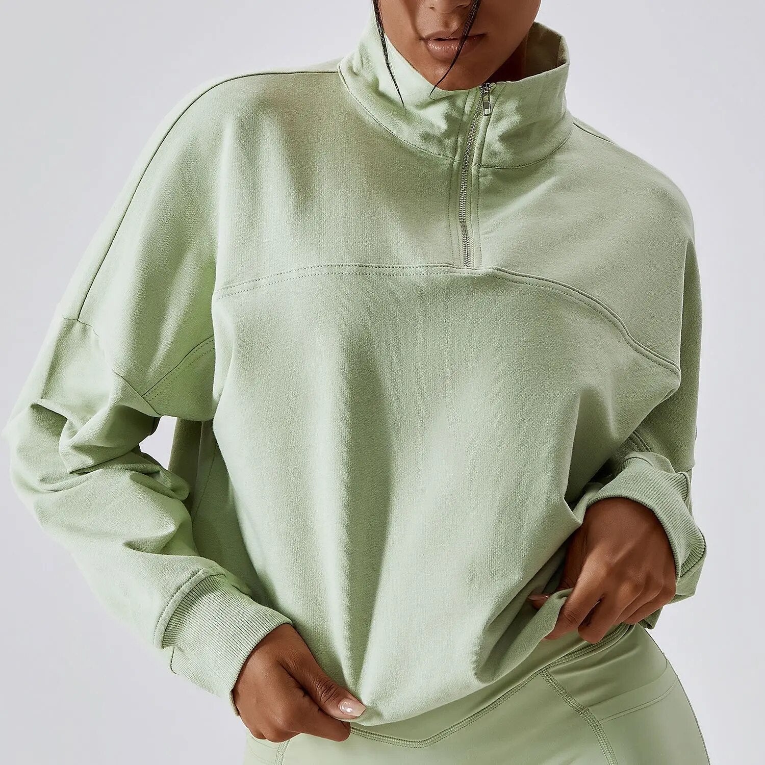 Sportig blus med justerbar midja