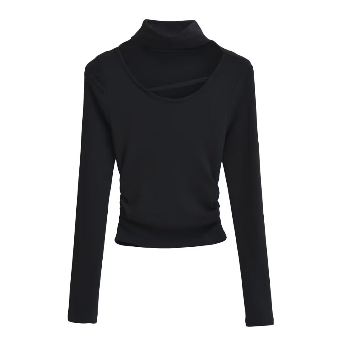 Elegant långärmad topp med halsdetalj