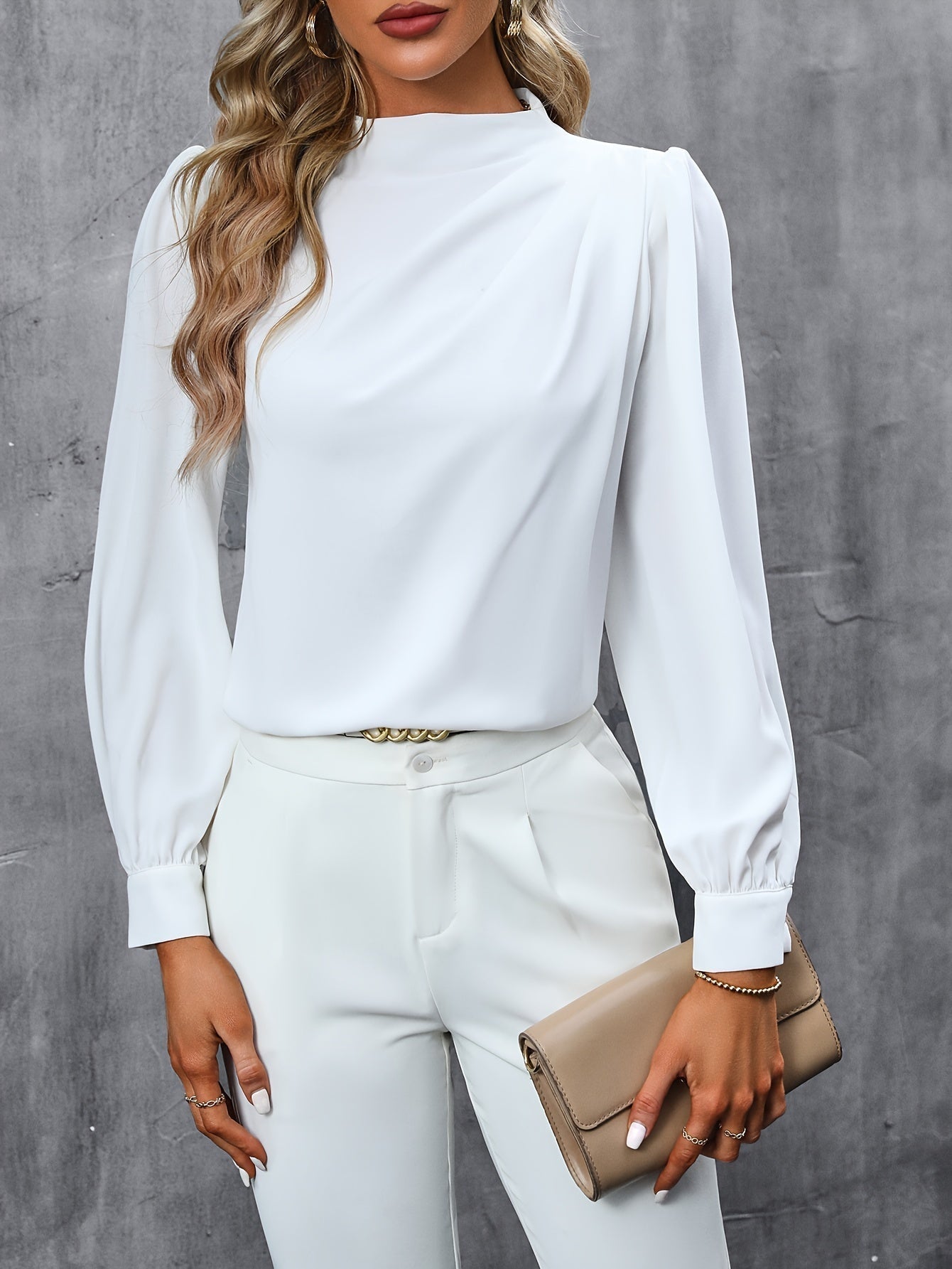 Blus med hög hals